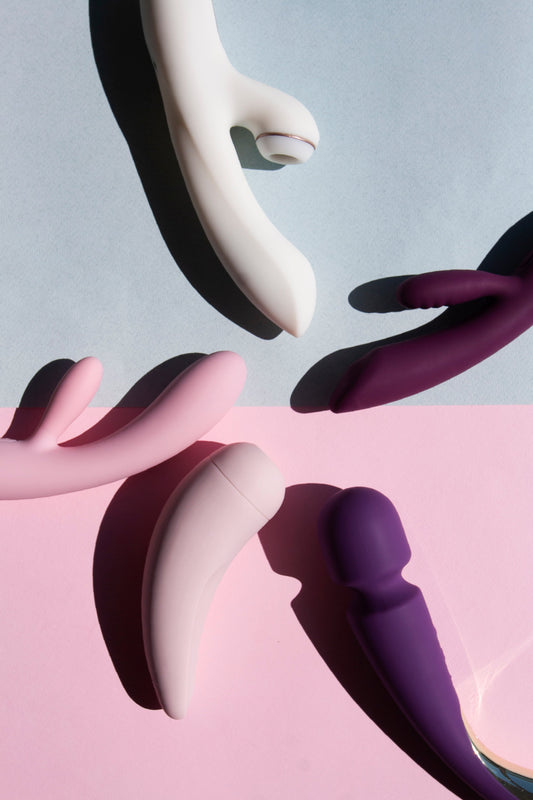 MI PRIMER JUGUETE SEXUAL La Maleta Rosada